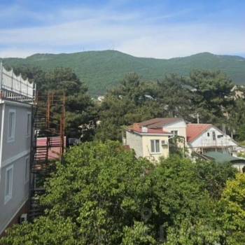 Продается 1-комнатная квартира, 55 м²