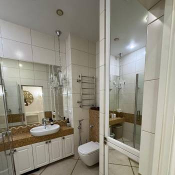 Сдается 2-х комнатная квартира, 75 м²