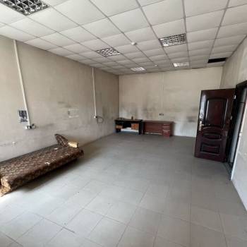 Сдается Нежилое помещение, 425 м²