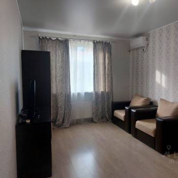 Сдается 1-комнатная квартира, 40 м²