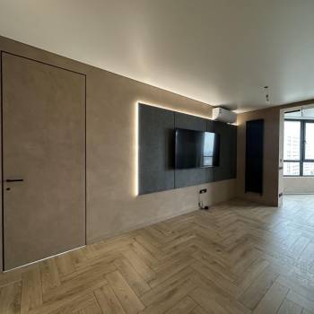 Продается 1-комнатная квартира, 89,7 м²