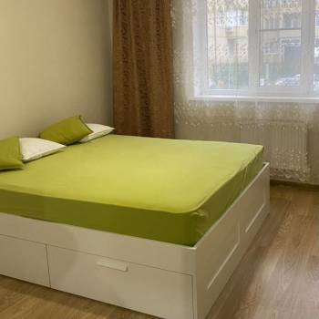 Сдается 1-комнатная квартира, 39 м²