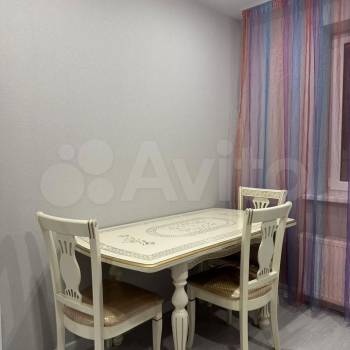 Сдается 1-комнатная квартира, 32 м²