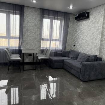 Сдается Многокомнатная квартира, 72,2 м²