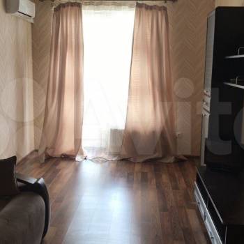 Сдается 1-комнатная квартира, 43 м²