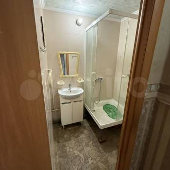 Продается 1-комнатная квартира, 32 м²