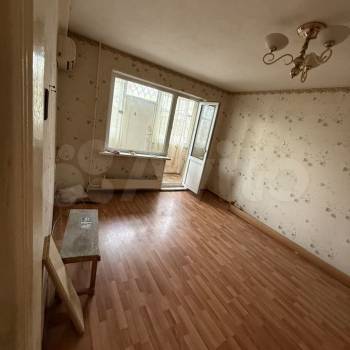 Продается 1-комнатная квартира, 32 м²