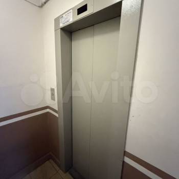 Продается 1-комнатная квартира, 32 м²