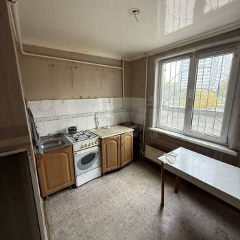 Продается 1-комнатная квартира, 32 м²