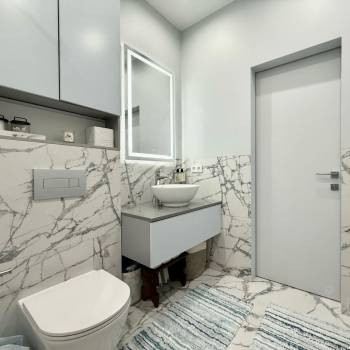 Продается 2-х комнатная квартира, 80,5 м²