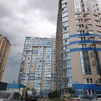 Продается 3-х комнатная квартира, 102 м²