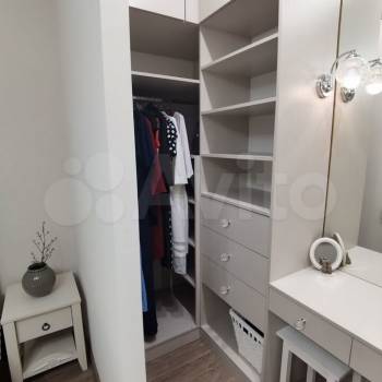 Продается Многокомнатная квартира, 96,3 м²