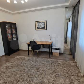 Продается Многокомнатная квартира, 96,3 м²