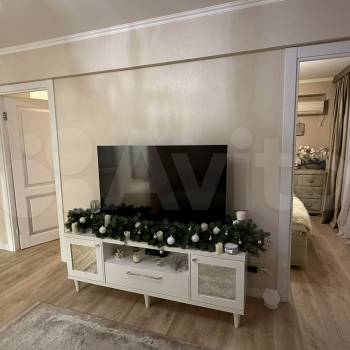 Продается Многокомнатная квартира, 60 м²