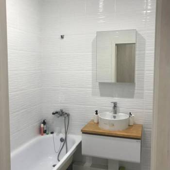 Сдается 1-комнатная квартира, 42 м²