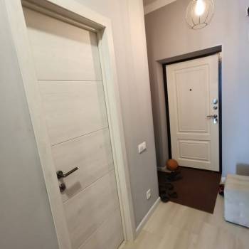 Продается 2-х комнатная квартира, 75 м²