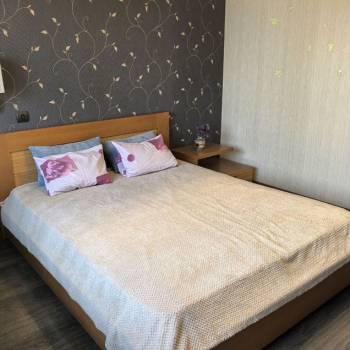 Сдается 2-х комнатная квартира, 80 м²