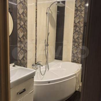 Сдается 2-х комнатная квартира, 80 м²