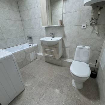 Продается 1-комнатная квартира, 44 м²