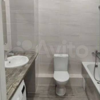 Продается 1-комнатная квартира, 35 м²