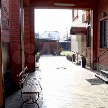 Сдается 1-комнатная квартира, 38 м²