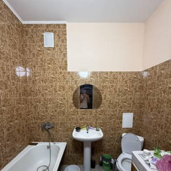 Продается 1-комнатная квартира, 37,4 м²