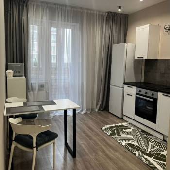Сдается 1-комнатная квартира, 37 м²