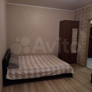 Сдается 1-комнатная квартира, 45 м²