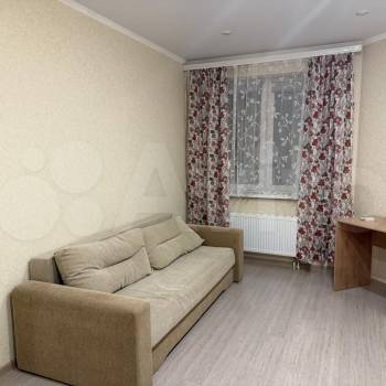 Сдается 1-комнатная квартира, 49 м²