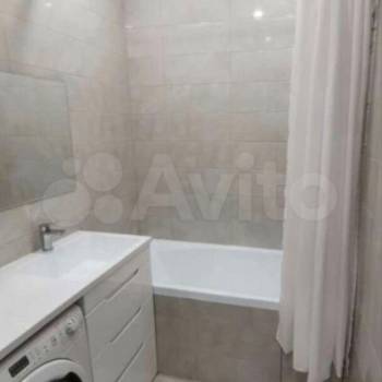 Сдается 2-х комнатная квартира, 67 м²