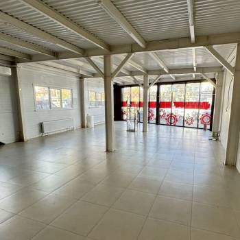 Сдается Торговое помещение, 145 м²