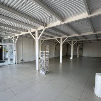 Сдается Торговое помещение, 145 м²