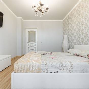Продается 1-комнатная квартира, 40 м²