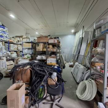 Продается Нежилое помещение, 1310 м²