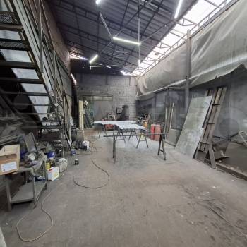 Продается Нежилое помещение, 1310 м²