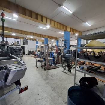 Продается Нежилое помещение, 1310 м²