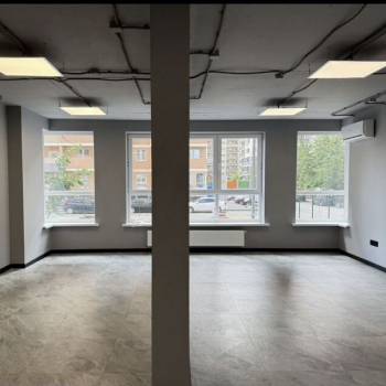 Продается Нежилое помещение, 65 м²