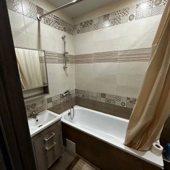 Сдается 1-комнатная квартира, 38 м²