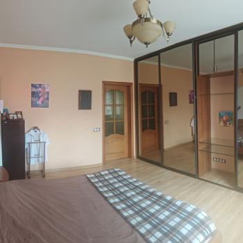 Продается 2-х комнатная квартира, 80 м²