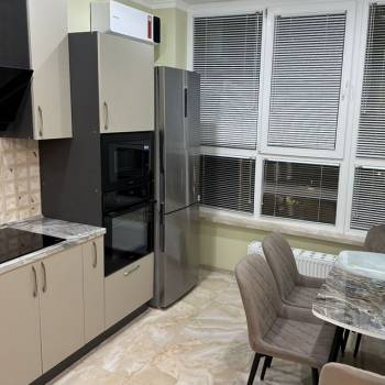 Сдается 1-комнатная квартира, 38 м²