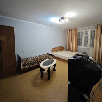 Сдается 1-комнатная квартира, 37 м²