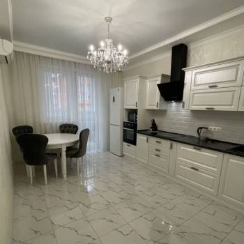 Сдается 1-комнатная квартира, 50 м²