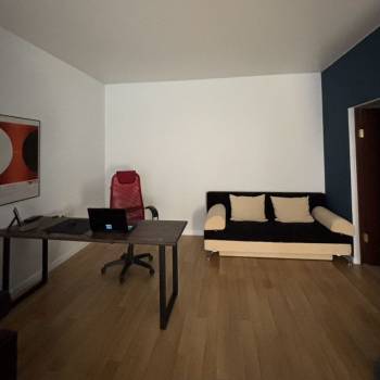 Сдается 2-х комнатная квартира, 67 м²