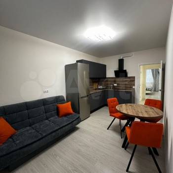 Сдается 1-комнатная квартира, 40 м²