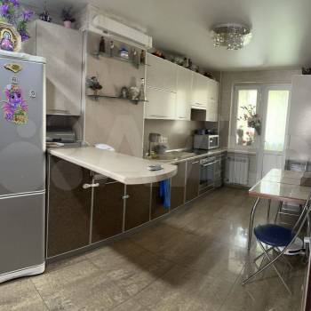 Продается Многокомнатная квартира, 97,1 м²