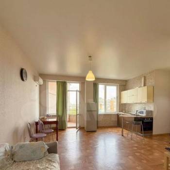 Сдается 2-х комнатная квартира, 65 м²