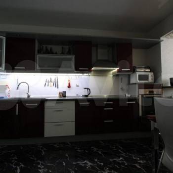 Сдается Многокомнатная квартира, 90 м²