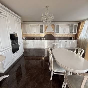 Сдается Многокомнатная квартира, 120 м²