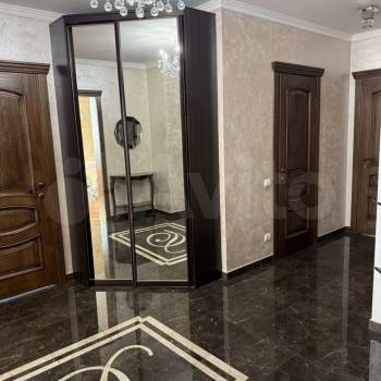 Сдается Многокомнатная квартира, 120 м²