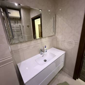 Сдается Многокомнатная квартира, 120 м²